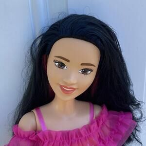 Barbie HJY01 Doll with Black/Pink Hair 28" Tall Rainbow Dress